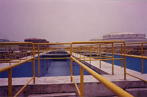 f01